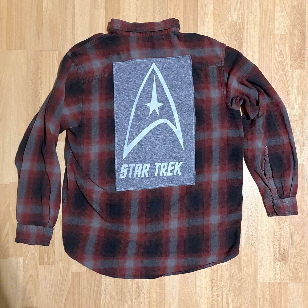 Star Trek Upcycled Flannel (XL) Starfleet Emblem Logo • Red/gray Plaid Shirt